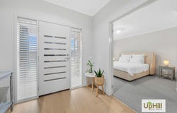 3 Hollywell Road, Clyde North, Vic 3978