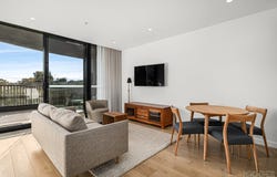 102/28 Linacre Road, Hampton, Vic 3188