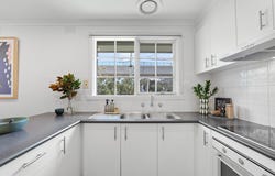 1/51-53 Como Parade East, Parkdale, Vic 3195