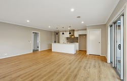 2/111 Aberline Road, Warrnambool, Vic 3280