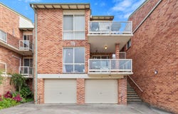 4/2 Sheila Street, Batehaven, NSW 2536