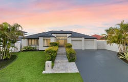 17 Cayman Crescent, Ormiston, Qld 4160