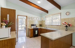 6 Shamrock Avenue, Cowes, Vic 3922