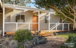 26 Irving Road, Cowes, Vic 3922