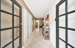 92 Hobson Drive, Brinsmead, Qld 4870