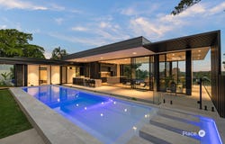 19 Neulans Road, Indooroopilly, Qld 4068