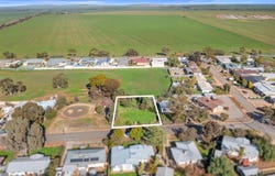 14 Flinders Street, Crystal Brook, SA 5523