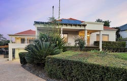 14 Elizabeth Henrietta Circuit, Macquarie Links, NSW 2565