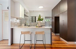 16 Glen Street, Moorooka, Qld 4105