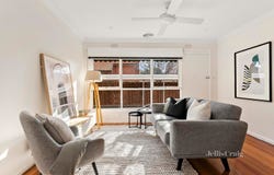 4/11 St Kinnord Street, Aberfeldie, Vic 3040