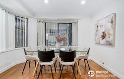3 Yallum Court, Wattle Grove, NSW 2173