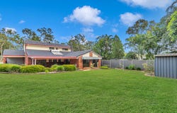 12 Mahonia Street, Bellbowrie, Qld 4070