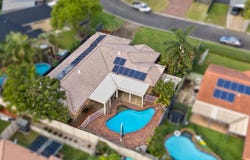 45 Scanlen Crescent, Wynnum West, Qld 4178