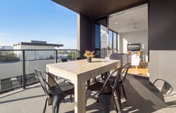 1001/18 Duke Street, Kangaroo Point, Qld 4169
