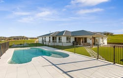 109 Overlander Avenue, Chatsworth, Qld 4570