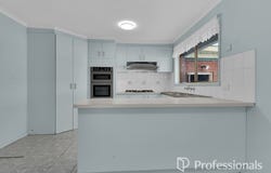 100 Malmsbury Drive, Meadow Heights, Vic 3048