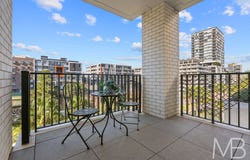 2403/17 Lachlan Street, Waterloo, NSW 2017