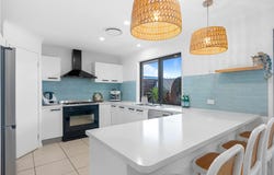 13 Anglia Place, Little Mountain, Qld 4551