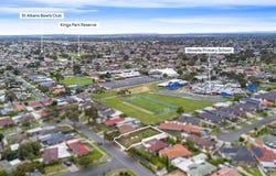 22 Aldergate Crescent, Kings Park, Vic 3021