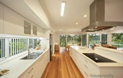148 Blackheath Road, Corinda, Qld 4075