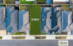 35 Tartan Drive, Clyde North, Vic 3978