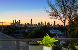60 Bonneville Street, Holland Park West, Qld 4121