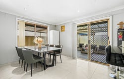 1B Bellata Place, Hinchinbrook, NSW 2168