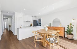 6 Beekeeper Road, Armstrong Creek, Vic 3217