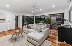 45 Carson Drive, Bunya, Qld 4055