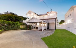 11 Waterloo Esplanade, Wynnum, Qld 4178