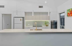 94/77 Spring Way, Nikenbah, Qld 4655