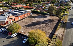 573 Walter Road East, Morley, WA 6062