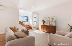 2/59 Victoria Road, Chirnside Park, Vic 3116