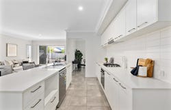 33 Barakula Street, South Ripley, Qld 4306