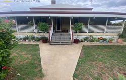 10  Daintree St, Clermont, Qld 4721