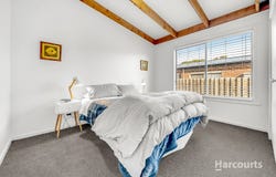 4 Seal Court, Cowes, Vic 3922