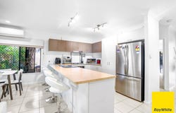 17 Seaways Street, Trinity Beach, Qld 4879