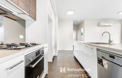 109/8 Yarra Bing Crescent, Burwood, Vic 3125