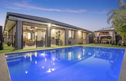54 Mcauley Parade, Pacific Pines, Qld 4211