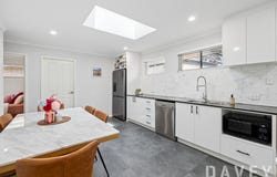 10 York Road, Greenwood, WA 6024