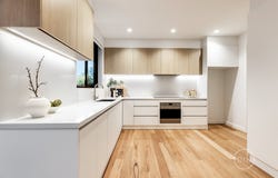 1&2/15-17 Haley Street, Diamond Creek, Vic 3089