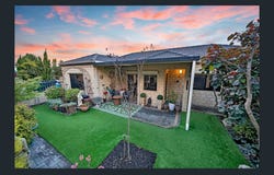 1/1 Monterey Court, Nollamara, WA 6061