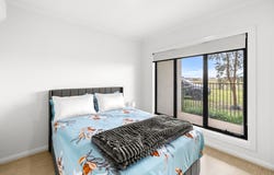 8 Shanghai Walk, Truganina, Vic 3029