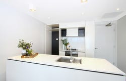 13/25 Eastlake Parade, Kingston, ACT 2604