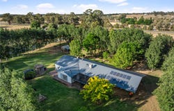 7 Mclays Road, Narrandera, NSW 2700
