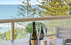 20/100 The Esplanade, Burleigh Heads, Qld 4220
