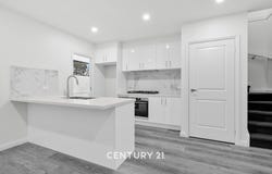 1/4 Alexander Street, Hallam, Vic 3803