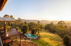 269 Upper Brookfield Road, Upper Brookfield, Qld 4069