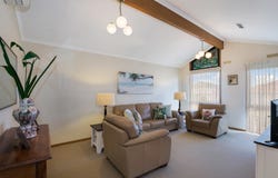 7 Lauren Close, Dingley Village, Vic 3172
