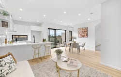 2D Dora Avenue, Blackburn, Vic 3130